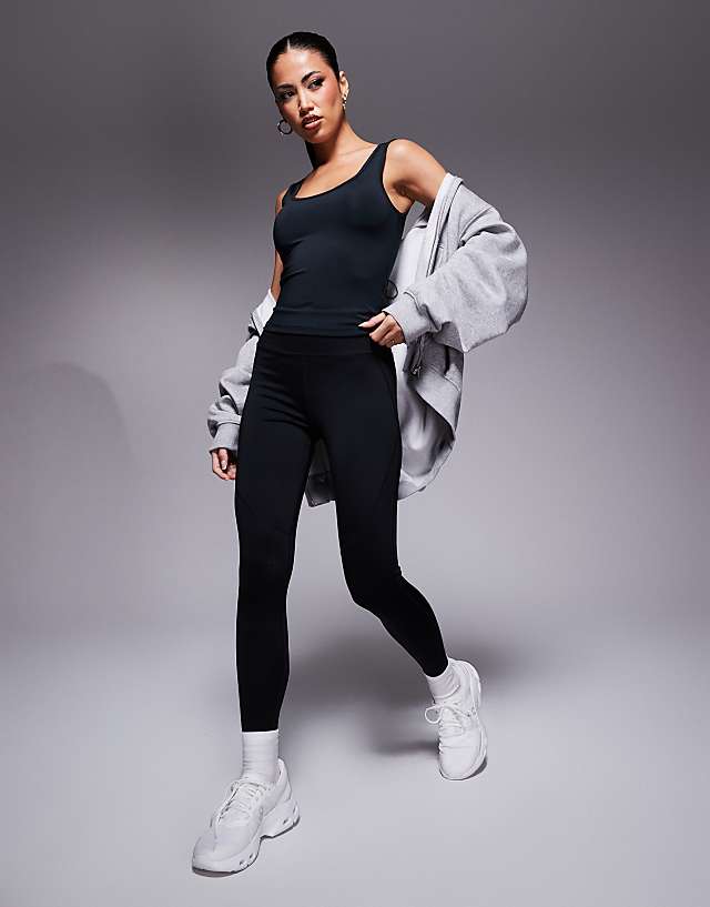 Asos 4505 Icon Active Slightly Cropped Vest In Black