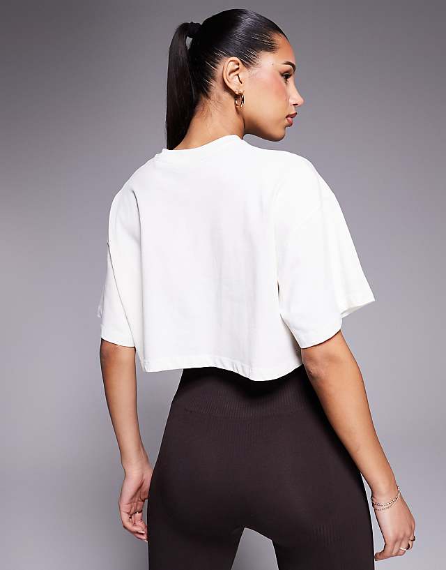 Asos 4505 Icon Heavyweight Cotton Cropped T-shirt With Quick Dry Finish In Off White
