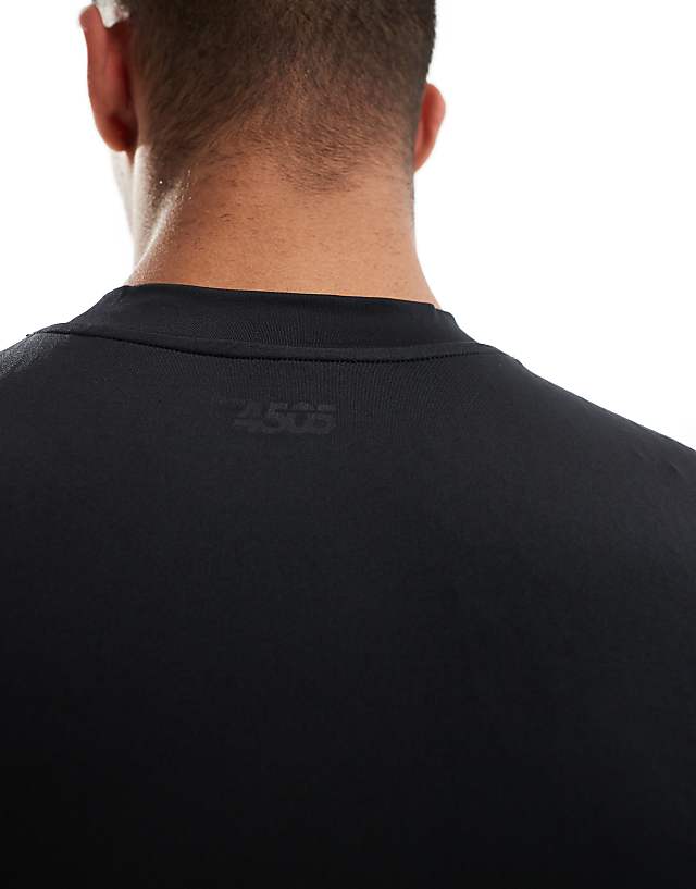 Asos 4505 Icon Muscle Fit Training T-shirt In Black