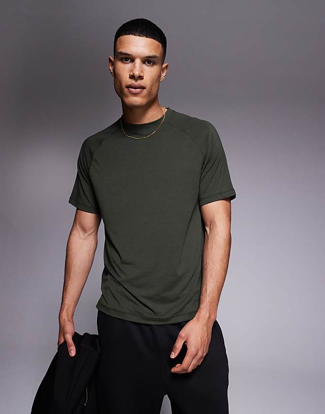 asos 4505 Icon performance jersey oversized boxy training t-shirt in khaki
