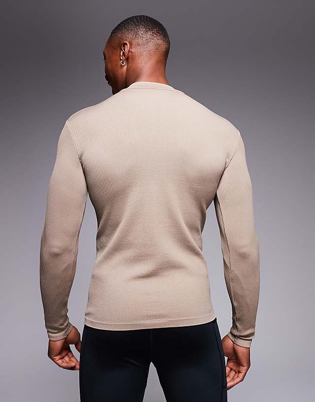 Asos 4505 Icon Performance Muscle Fit Seamless Rib Long Sleeve 1/4 Zip In Taupe Grey