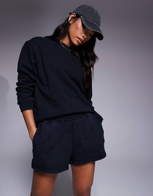 Asos 4505 Icon Quick Dry Heavyweight Training Sweat Shorts In Washed Black