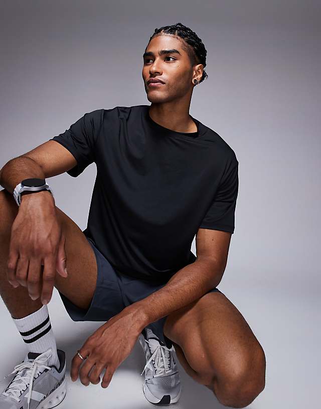Asos 4505 Icon Quick Dry Mesh Training T-shirt In Black