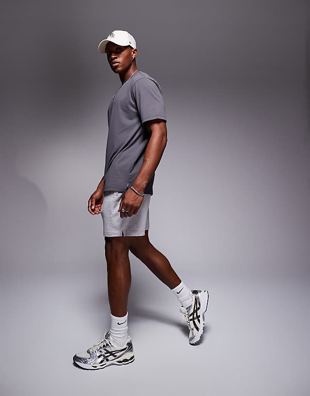 Asos 4505 Icon Quick Dry Mesh Training T-shirt In Charcoal