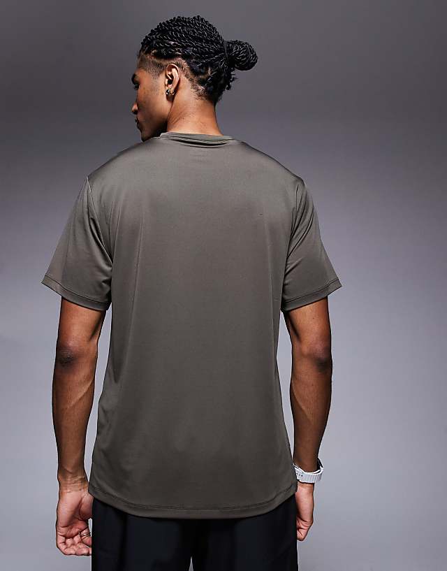 Asos 4505 Icon Quick Dry Mesh Training T-shirt In Khaki