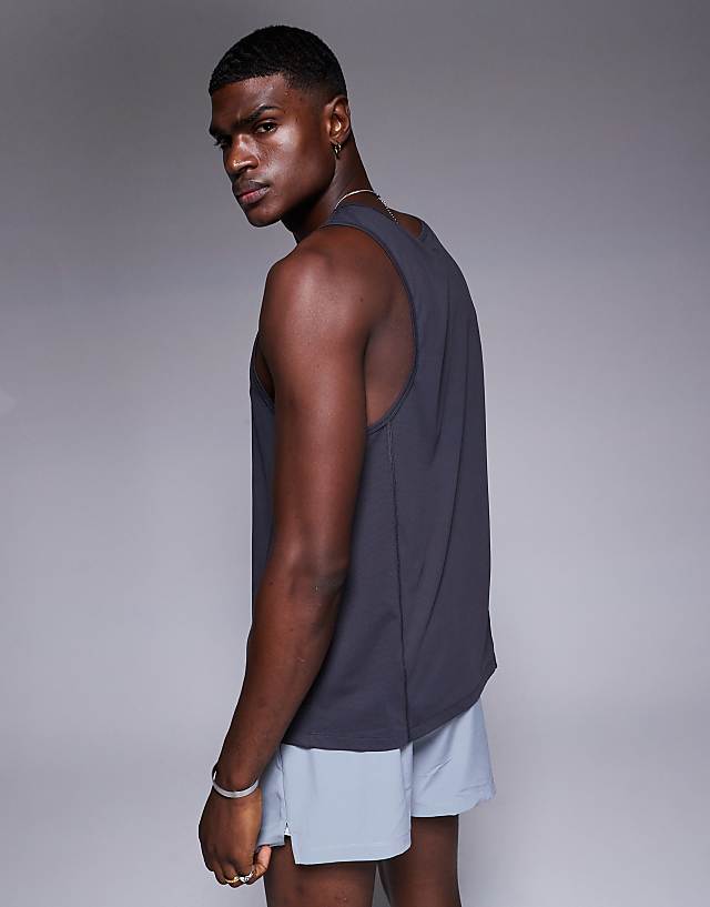 Asos 4505 Icon Quick Dry Mesh Training Vest With Racer Back In Charcoal