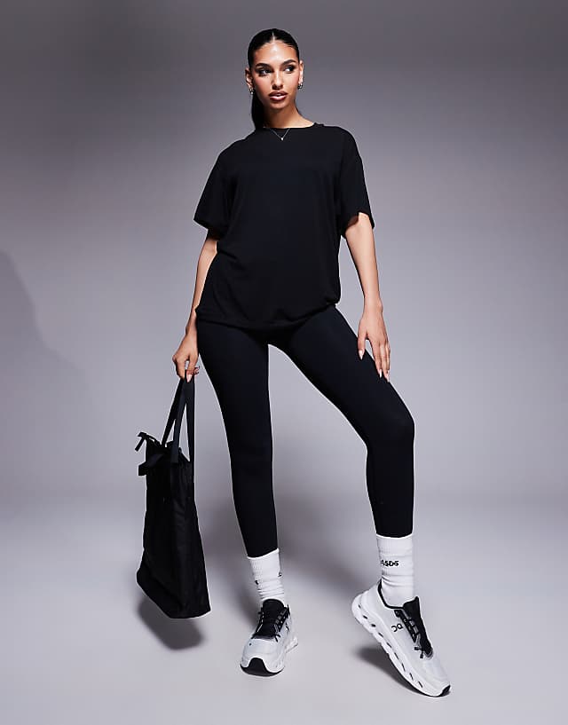 Asos 4505 Icon Quick Dry Performance Oversized T-shirt In Black