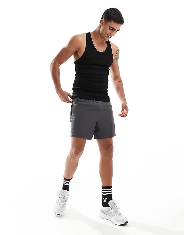 Asos 4505 Icon Seamless Rib Training Racer Vest In Black