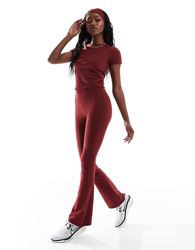 asos 4505 Icon soft touch high waist slim kick yoga legging in burgundy