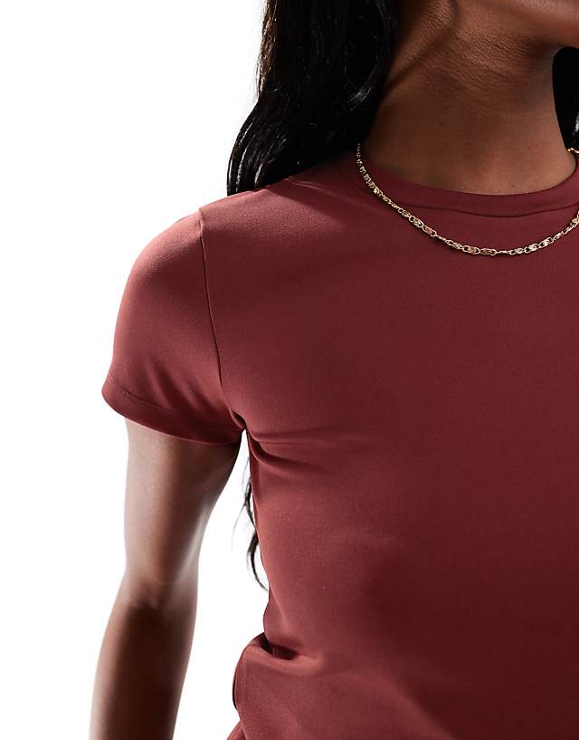 Asos 4505 Icon Soft Touch Studio Baby T-shirt In Burgundy