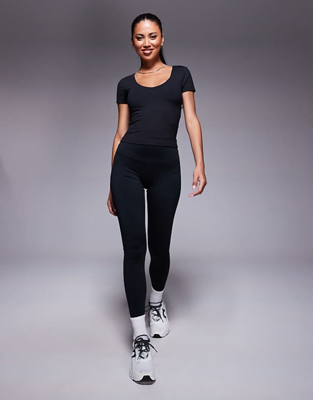 Asos 4505 Icon Soft Touch V Neck Performance Baby T-shirt With Inner Bra In Black