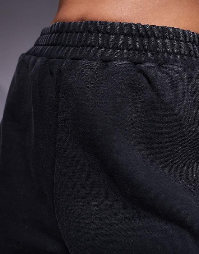Asos 4505 Icon Sweat Runner Short With Quick Dry In Black