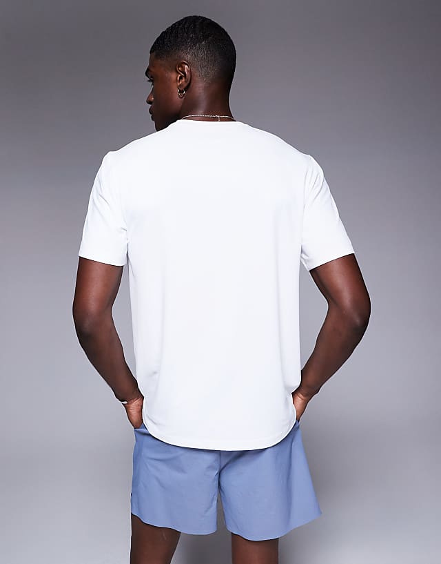 Asos 4505 Icon Training T-shirt With Quick Dry 2 Pack In Navy And White