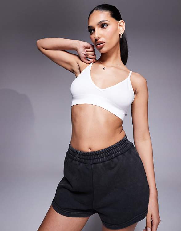 asos 4505 Intimate seamless active light support sports bra in white