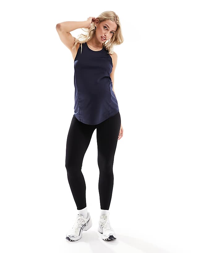 Asos 4505 Maternity Icon Seamless Rib Gym Legging In Black