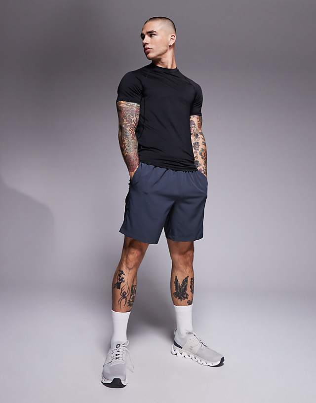 Asos 4505 Muscle Fit Seam Detail Quick Dry Base Layer In Black