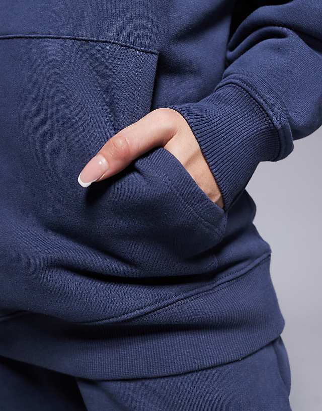 Asos 4505 Quick Dry Heavyweight Training Hoodie In Washed Navy