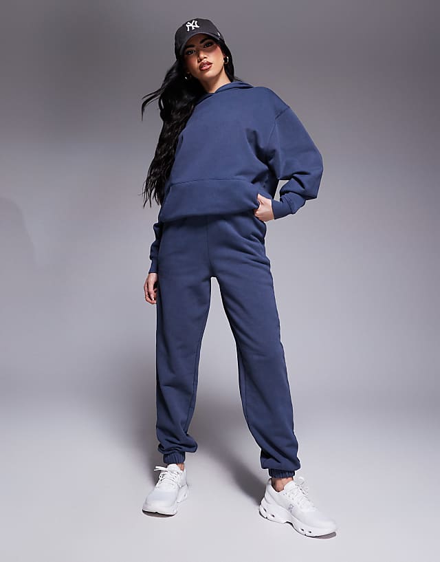 asos 4505 quick dry heavyweight training joggers in washed navy