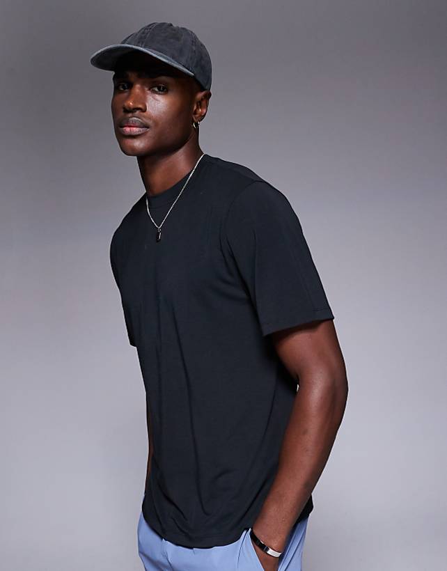 Asos 4505 Quick Dry Performance Jersey Back Graphic Oversized Running T-shirt In Black