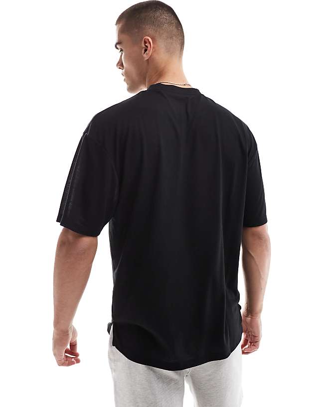 Asos 4505 Quick Dry Performance Mesh T-shirt In Black