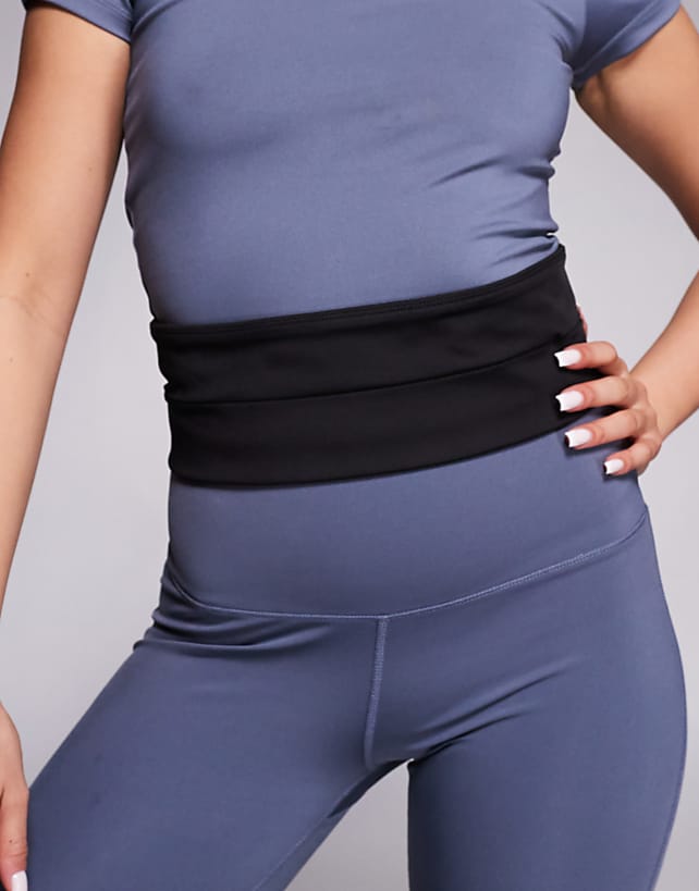 asos 4505 running waist belt with concealed pocket in black