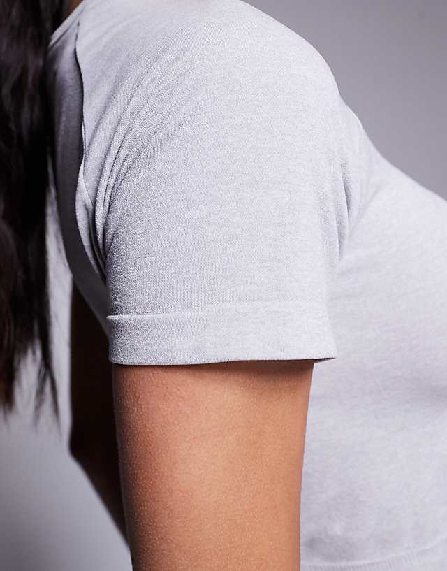Asos 4505 Seamless Contour Cropped Baby T-shirt In Grey Marl