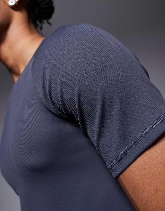 Asos 4505 Slim Fit Ribbed Training T-shirt In Graphite