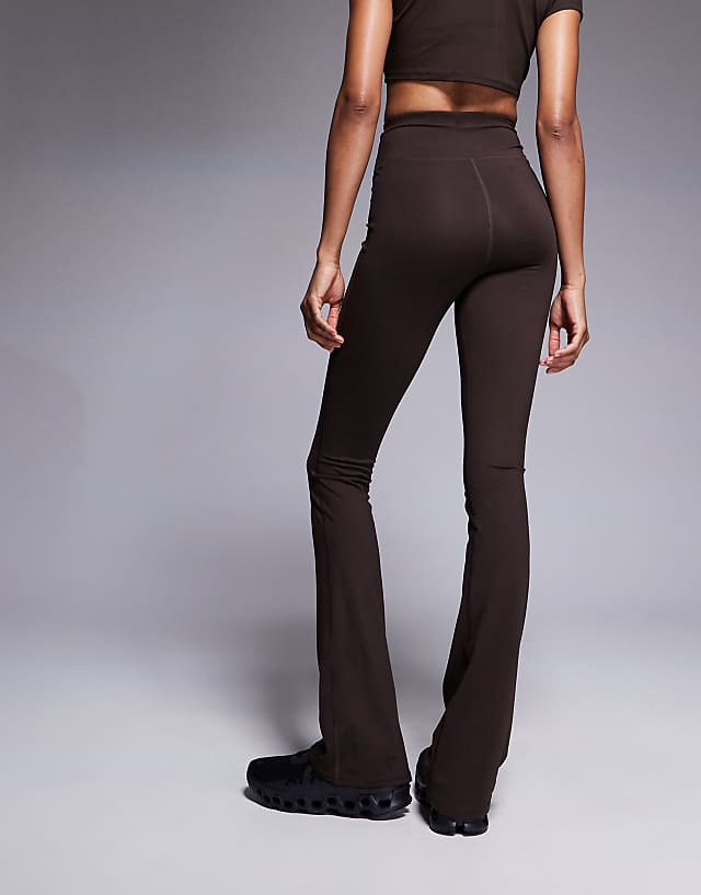 Asos 4505 Tall Icon Soft Touch High Waist Slim Kick Yoga Legging In Chocolate