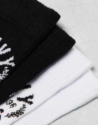 Asos 4505 Training Graphic Crew Socks 2 Pack In Black And White