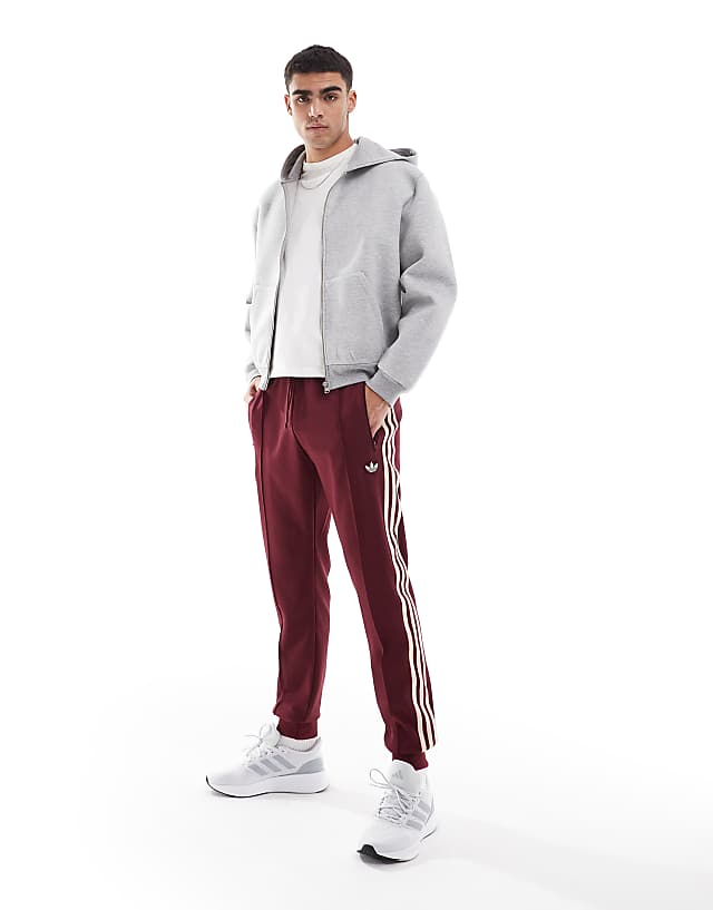 Asos Adidas Football Bayern Munich Trackpants In Burgundy
