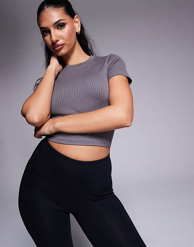 Asos 4505 Icon Seamless Rib Set In Steel Grey