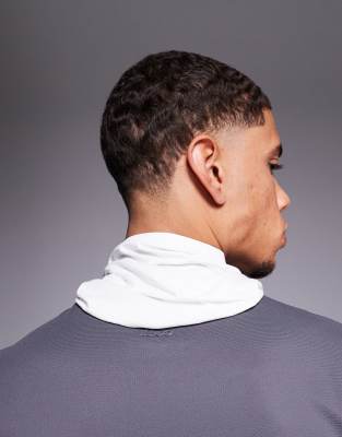 Asos 4505 Seamless Mesh Running Snood In White