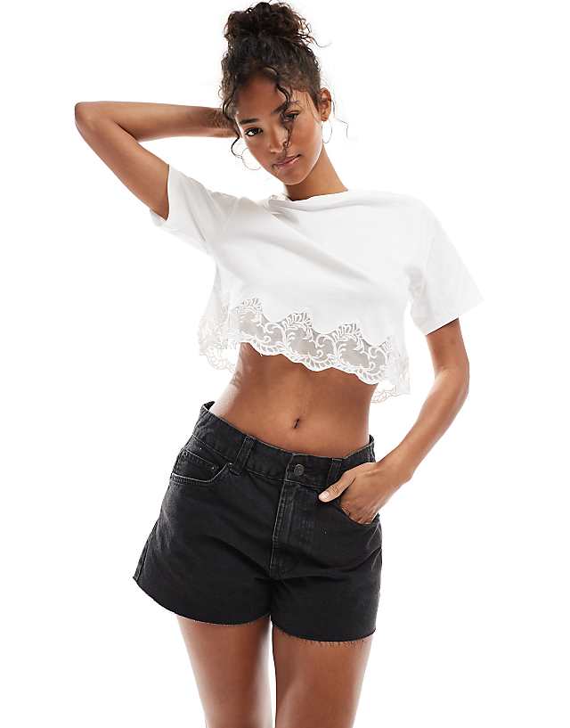 Asos ASOS DESIGN Denim Relaxed Short In Wash Black