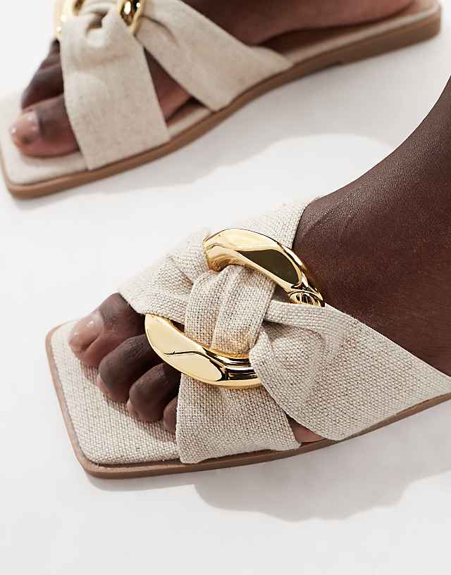 Asos ASOS DESIGN Foxy Hardware Slider In Natural