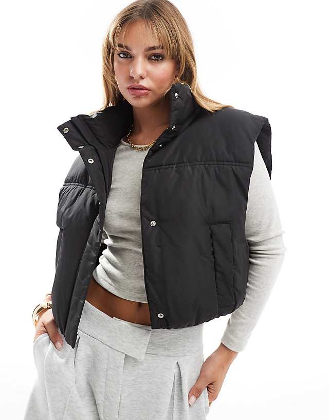 Asos ASOS DESIGN Funnel Neck Puffer Gilet In Black