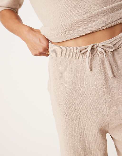 Asos ASOS DESIGN Knitted Shorts Co-ord In Mink