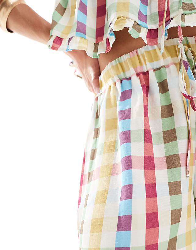 Asos ASOS DESIGN Linen Blend Shorts In Multi Check