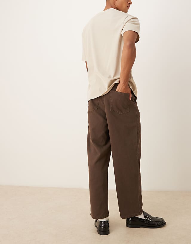 Asos ASOS DESIGN Relaxed Tapered Trousers In Brown
