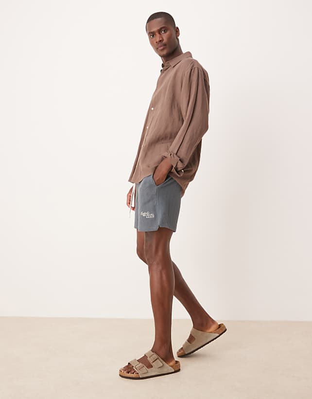 Asos ASOS DESIGN Slim 12cm Textured Shorts In Blue