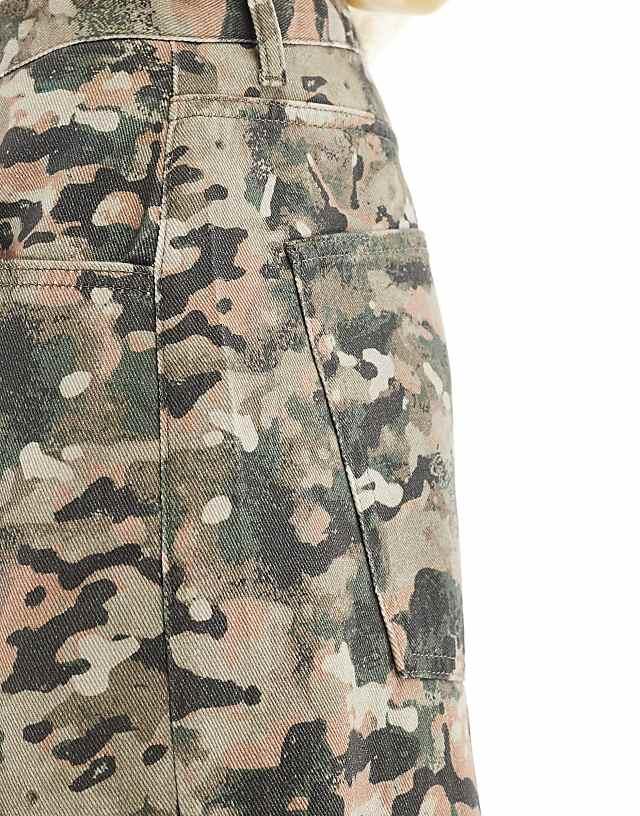 Asos ASOS DESIGN Super Baggy Trousers In Camo