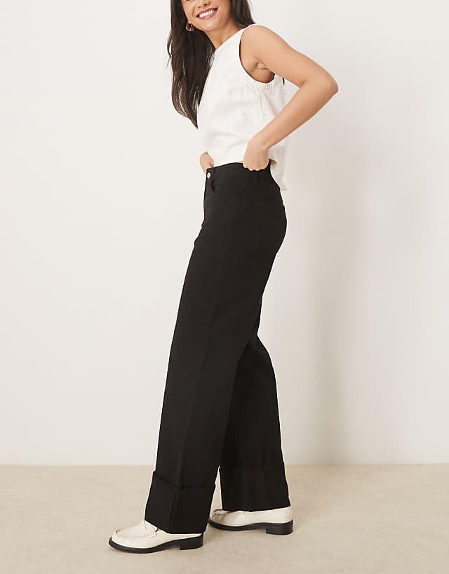 Asos ASOS DESIGN Turn Up Jean In Black
