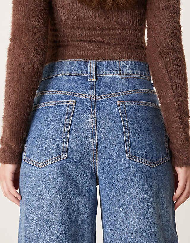 Asos ASOS DESIGN Wide Leg Dad Jeans In Mid Blue