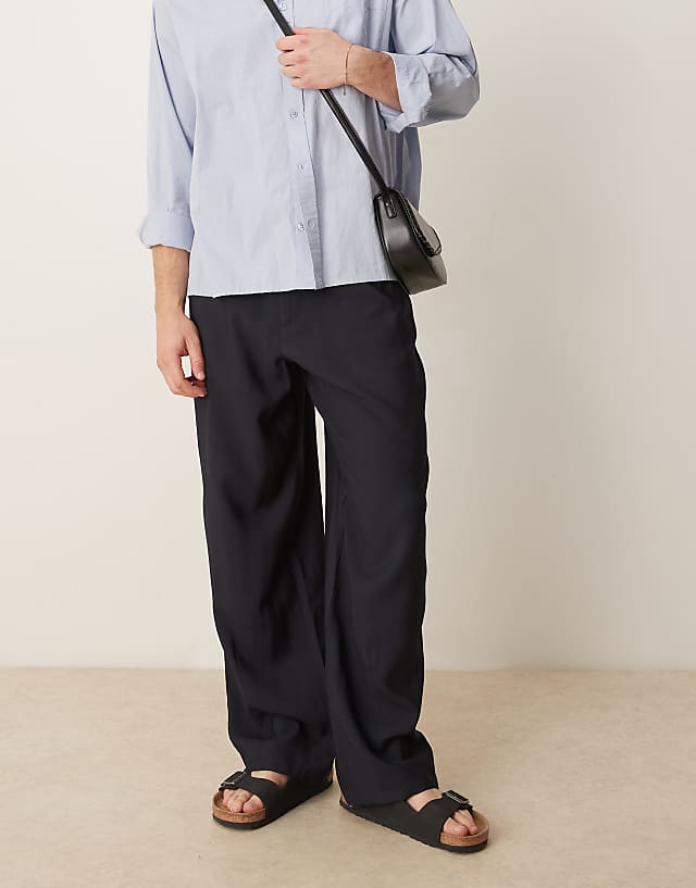 Asos ASOS DESIGN Wide Leg Trousers In Navy