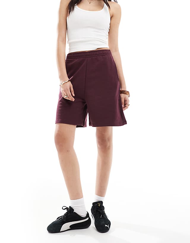 Asos Bershka Longline Sweatshshorts In Burgundy