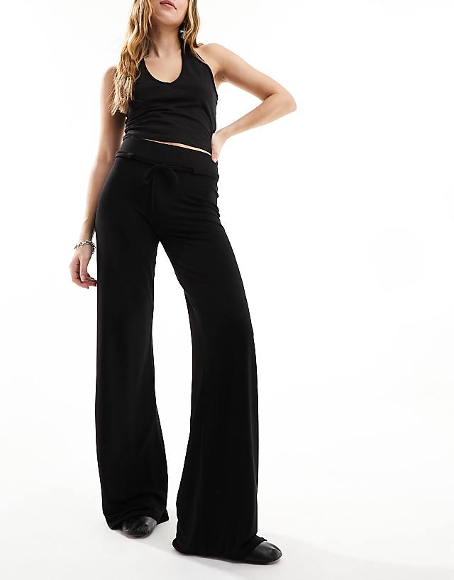 Asos COLLUSION Low Rise Yoga Pant In Black