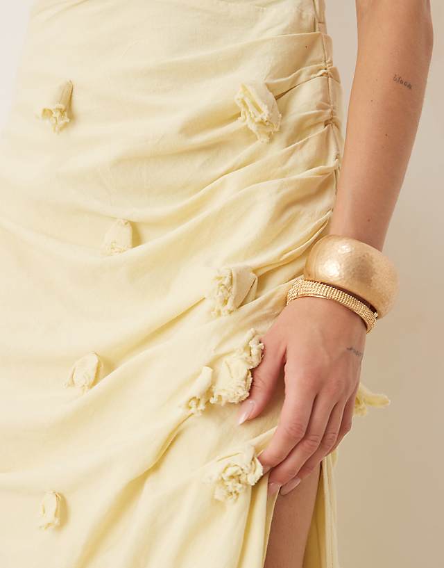 Asos ASOS DESIGN 3D Floral Linen Maxi Dress In Pastel Yellow