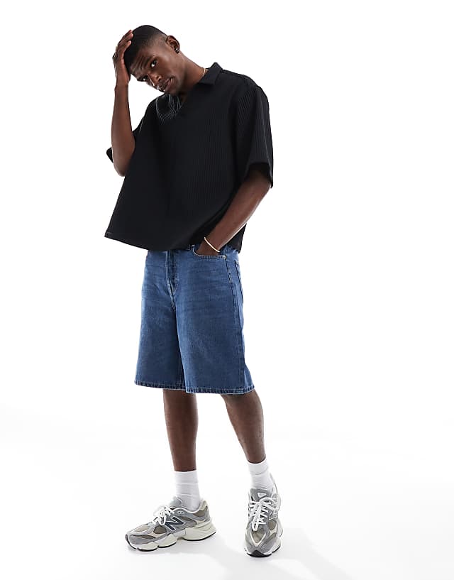 Asos ASOS DESIGN Boxy Oversized Overhead Plisse Shirt In Black