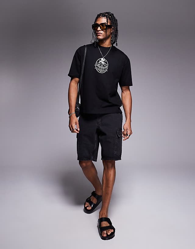 Asos ASOS DESIGN Boxy Relaxed T-shirt With Chest Graphic In Black