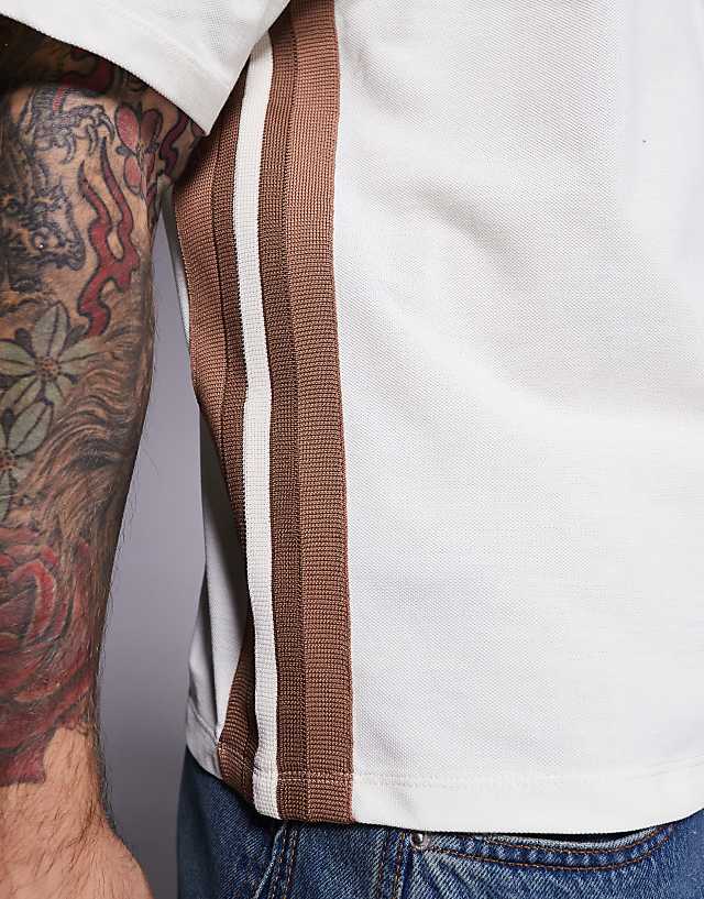 Asos ASOS DESIGN Boxy Relaxed T-shirt With Panelling And Text Graphic In Cream Pique