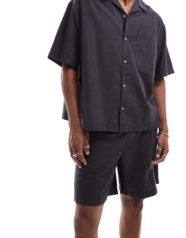 Asos ASOS DESIGN Co-ord Wide Linen Shorts In Washed Black